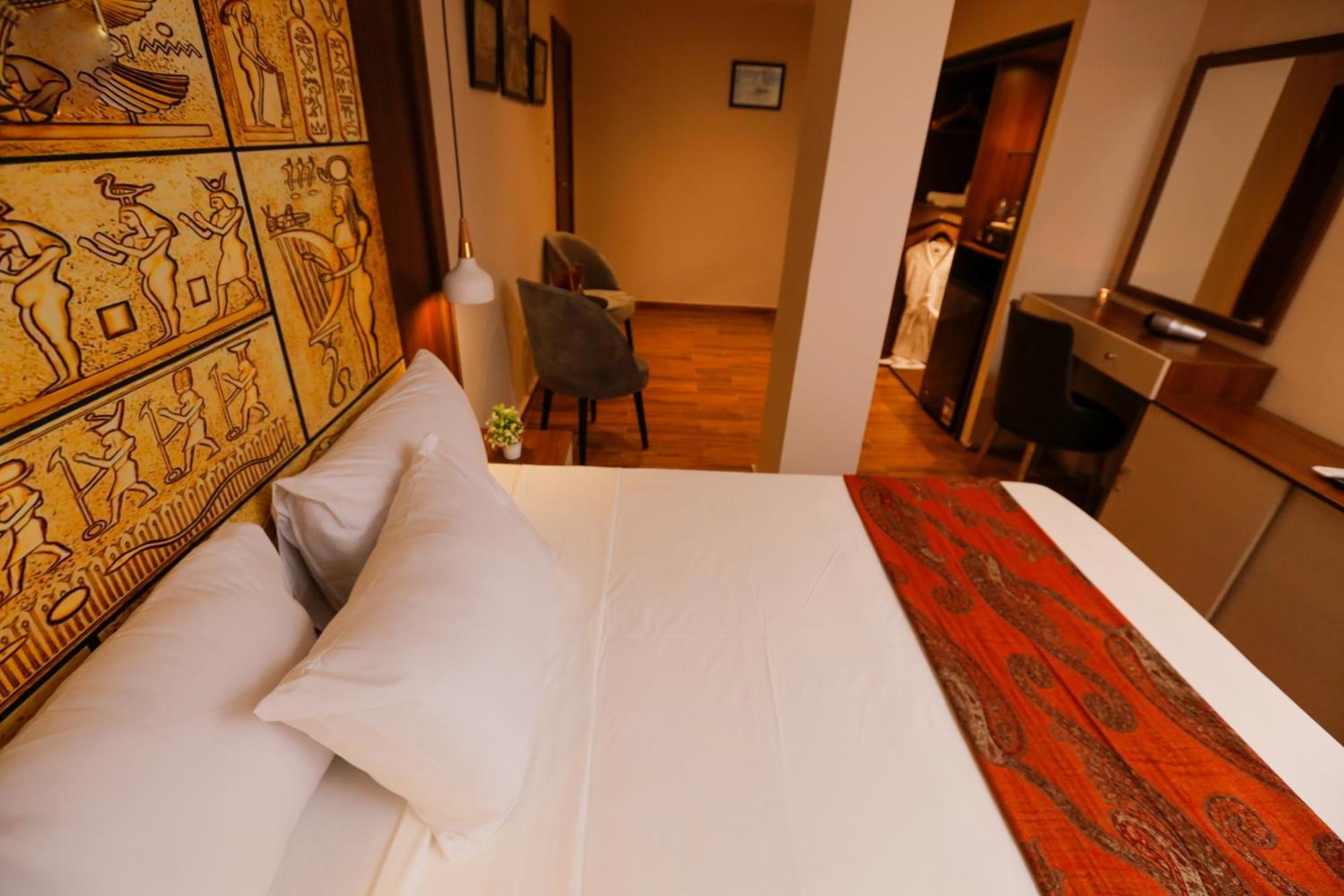 Kafret el-Gabal Steps In Pyramids View酒店 外观 照片