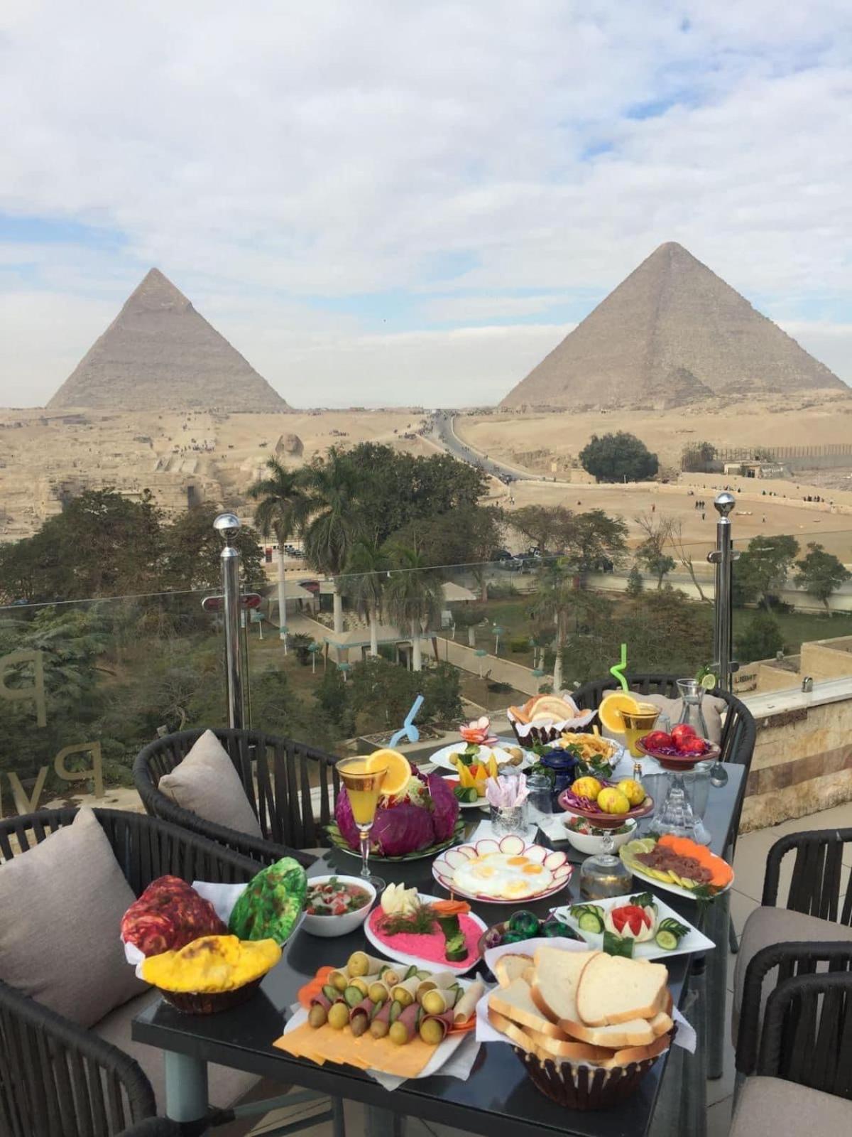 Kafret el-Gabal Steps In Pyramids View酒店 外观 照片